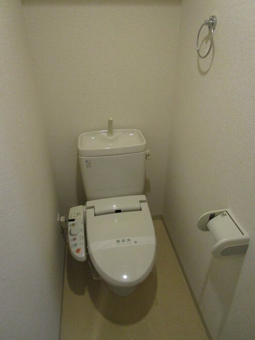 物件内観写真14　(トイレ)