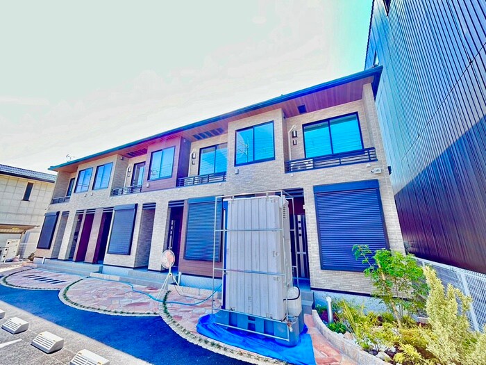 物件外観写真2　(外観写真)