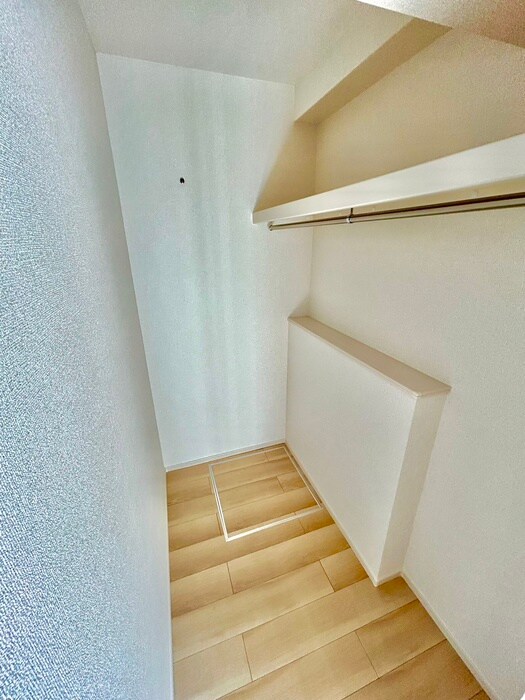物件内観写真18　(収納)