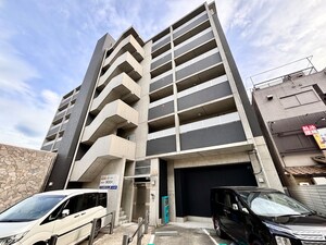 メディナ西大路駅前外観写真
