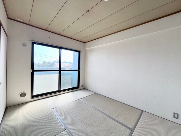 物件内観写真9　(居室)