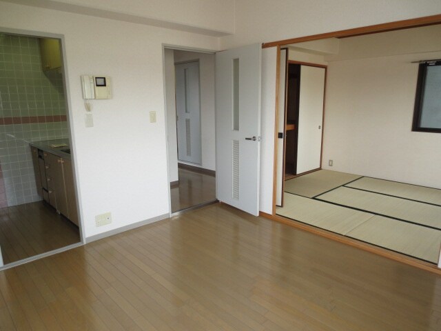 物件内観写真11　(居室)