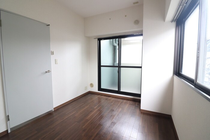 物件内観写真13　(居室)