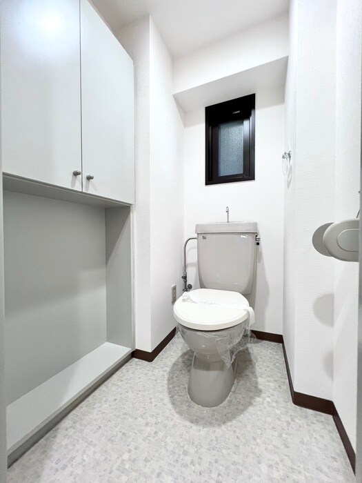 物件内観写真14　(トイレ)