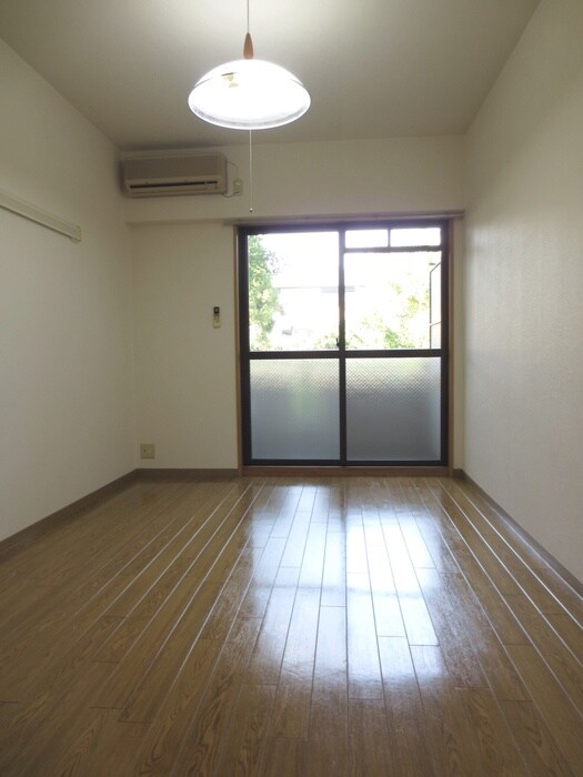 物件内観写真14　(居室)