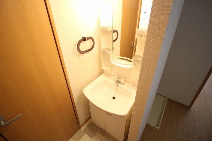 物件内観写真12　(洗面)