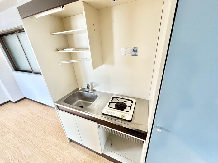 プチフ－ル木津屋橋のキッチン