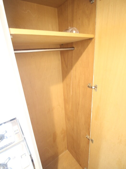 物件内観写真12　(収納)