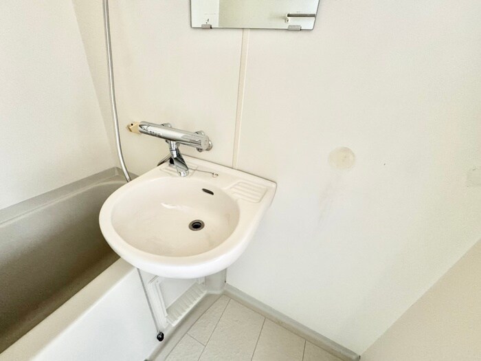 物件内観写真12　(洗面)