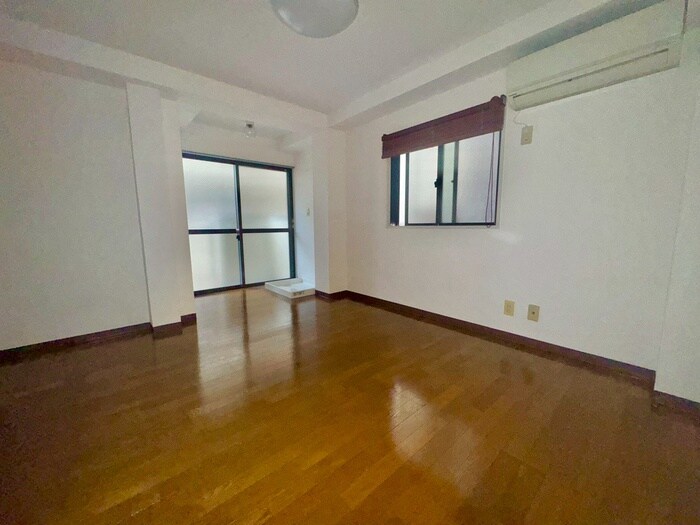 物件内観写真18　(居室)