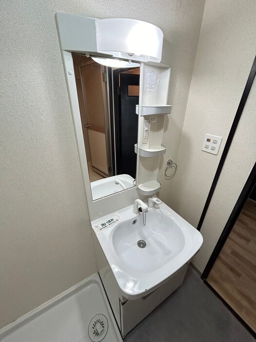 物件内観写真12　(洗面)