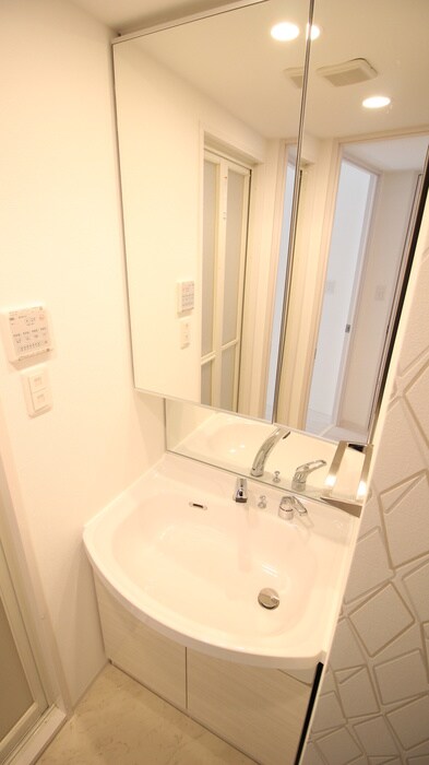 物件内観写真10　(洗面)