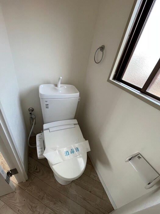 物件内観写真9　(トイレ)