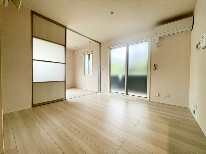 物件内観写真8　(居室)