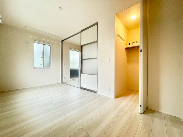 物件内観写真10　(居室)