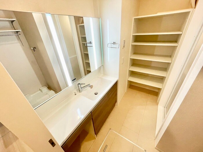 物件内観写真14　(洗面)