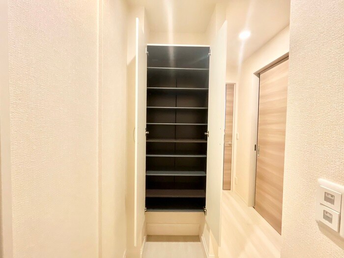 物件内観写真20　(靴箱)