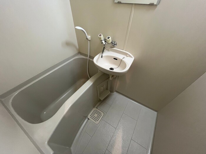 物件内観写真8　(バス／シャワールーム等)