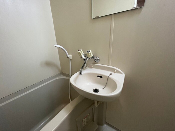 物件内観写真9　(洗面)