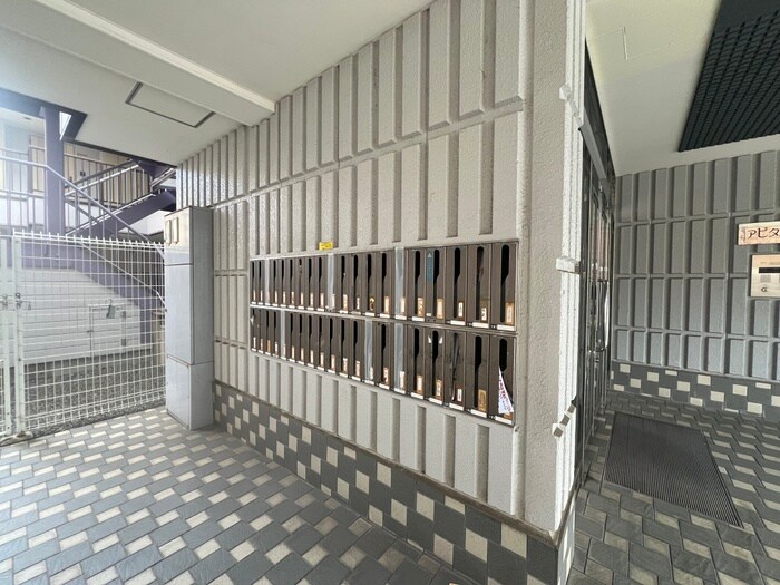 物件外観写真6　(建物設備)