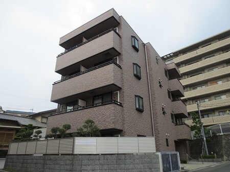 プラウド千里山外観写真