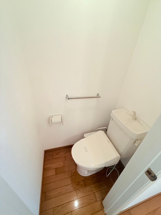 物件内観写真14　(トイレ)