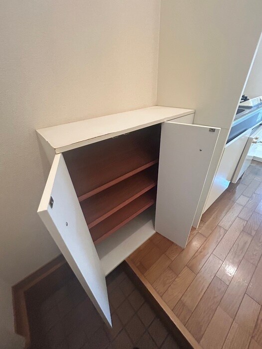 物件内観写真18　(靴箱)
