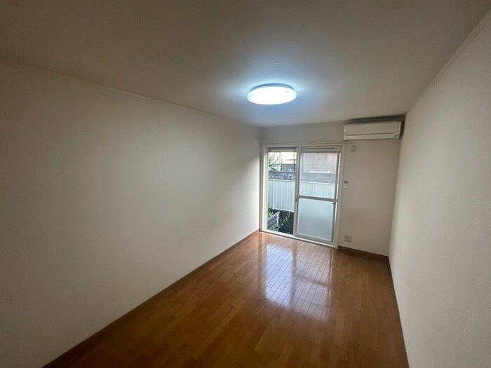 物件内観写真19　(居室)