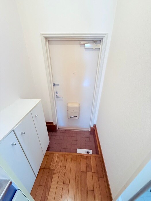 物件内観写真19　(玄関)