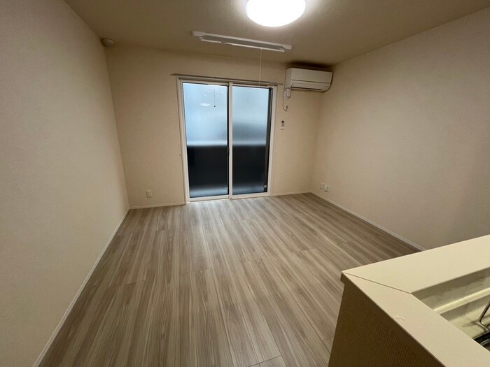 物件内観写真6　(居室)