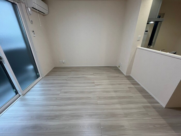 物件内観写真6　(居室)