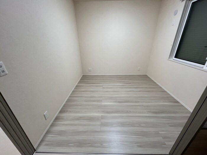 物件内観写真8　(居室)