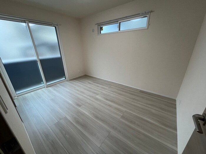 物件内観写真9　(居室)