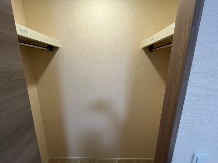 物件内観写真10　(収納)