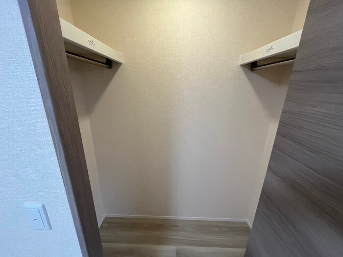 物件内観写真10　(収納)