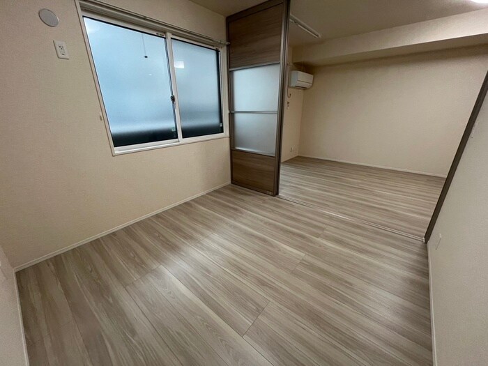 物件内観写真11　(居室)