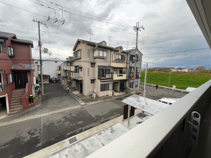 物件内観写真16　(室内からの展望)