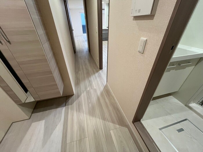 物件内観写真17　(廊下)