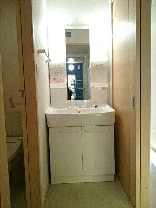 物件内観写真9　(洗面)