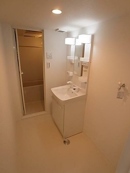 物件内観写真6　(洗面)