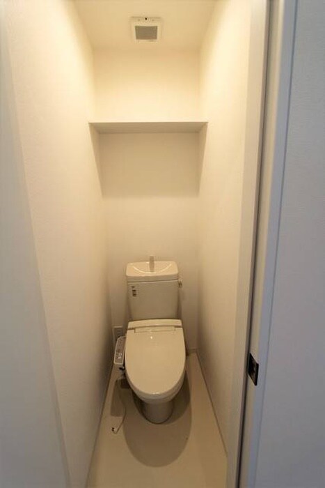 物件内観写真9　(トイレ)