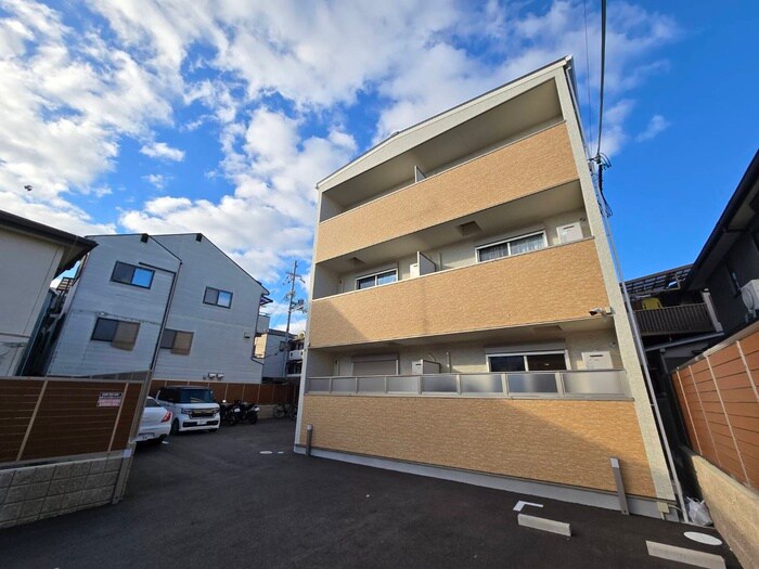 物件外観写真1　(外観写真)