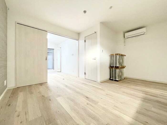 物件内観写真8　(居室)