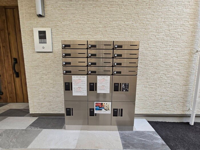 物件外観写真4　(建物設備)