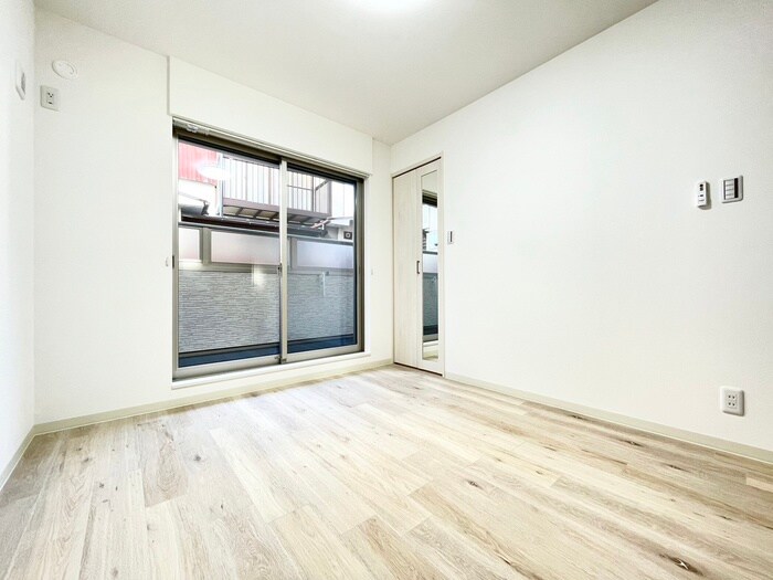 物件内観写真10　(居室)