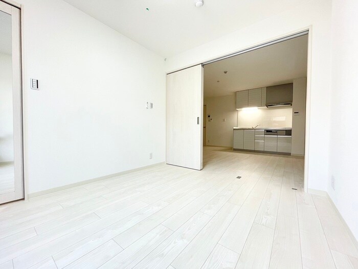 物件内観写真10　(居室)