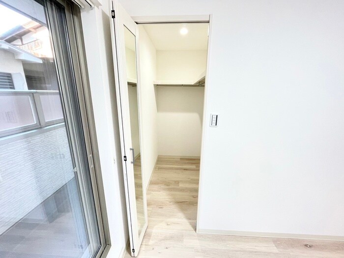 物件内観写真18　(収納)