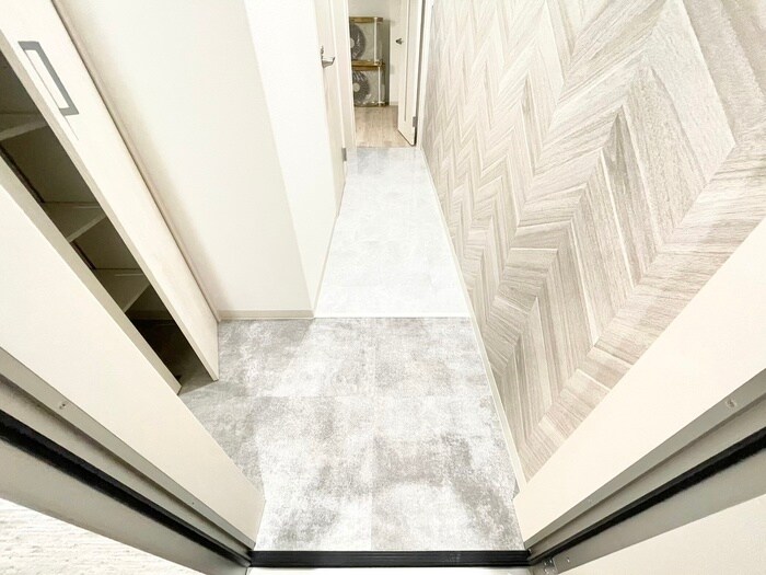 物件内観写真19　(玄関)