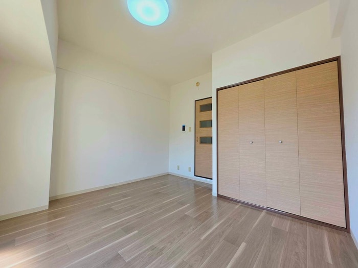 物件内観写真10　(内観写真)