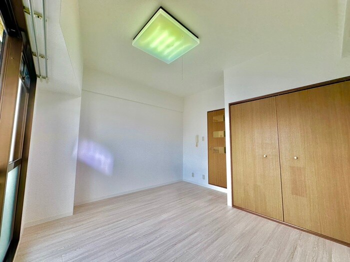 物件内観写真11　(居室)